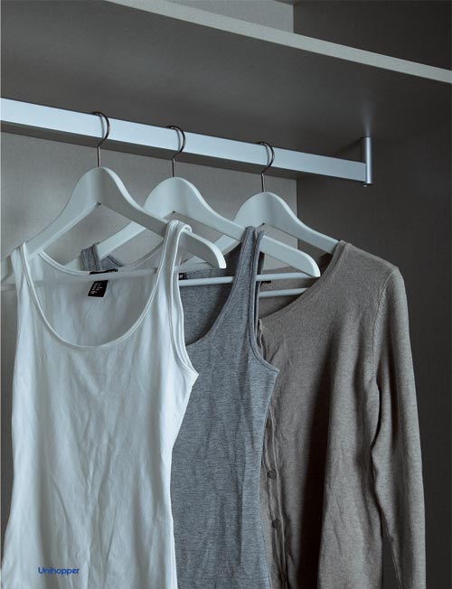 CLOTHES HANGER