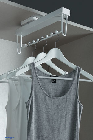 TOP MOUNTING CLOTHES HANGER